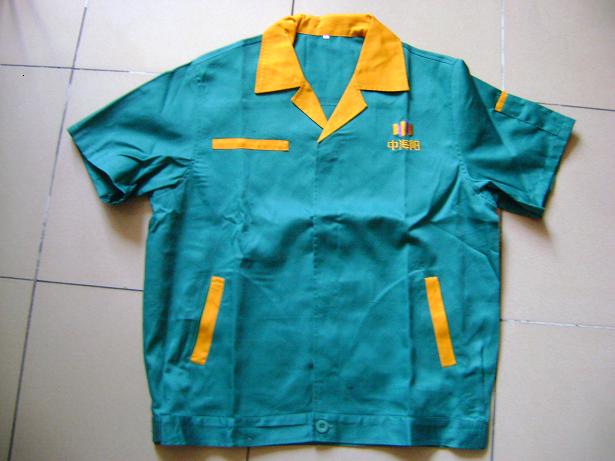 供應(yīng)外貿(mào)羽絨服制作 北京定做羽絨服廠家北京職業(yè)裝定做廠家