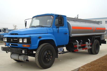 供應東風廂式運輸車  小型廂式貨車 可byyzw址：http://www.jndflw.com