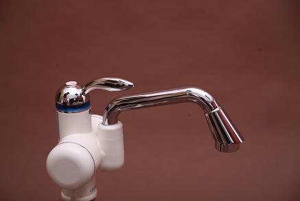 麥斯福電熱水器，即熱式電熱水器，快速電熱水器