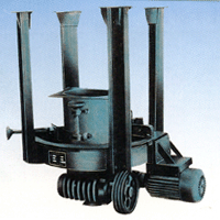 YP50型移動式皮帶輸送機、供應(yīng)皮帶機、移動回轉(zhuǎn)皮帶機