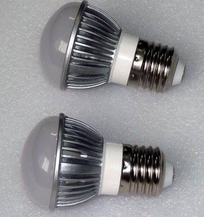 供應LED軟燈條，LED硬燈條/供應LED球泡燈，LED日光燈