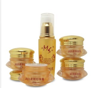 臺灣柔膚美斯化妝品 美斯祛斑zp 美斯三合一五合一