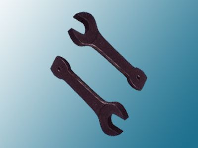 供應(yīng)自產(chǎn)兩用棘輪扳手，規(guī)格8mm-24mm，山東九鑫五金工具公司  