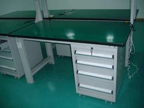 山東工作臺找德康|福建鉗工工作臺|無錫復(fù)合工作臺