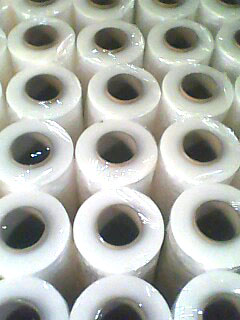 100mm，125mm山東廠家供應(yīng)PE纏繞膜，PE拉伸膜