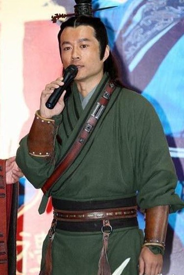 學校慶典服裝租賃,學校匯演服裝定（訂）做，教師節演出服飾租憑