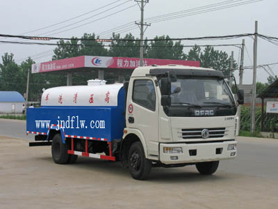 高空作業(yè)車廠家直銷  多功能高空作業(yè)車 帶灑水功能網(wǎng)址：http://www.jndflw.com