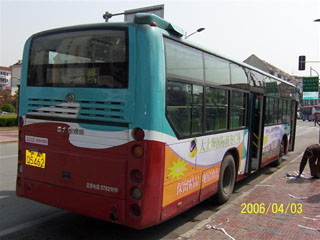 供應(yīng)上海玻璃幕墻廣告安裝　嘉定區(qū)車貼單透廣告安裝