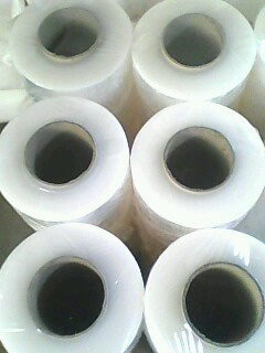 125mm供應250mm；500mm寬LLDPE拉伸纏繞膜，無管手工膜。保證質量