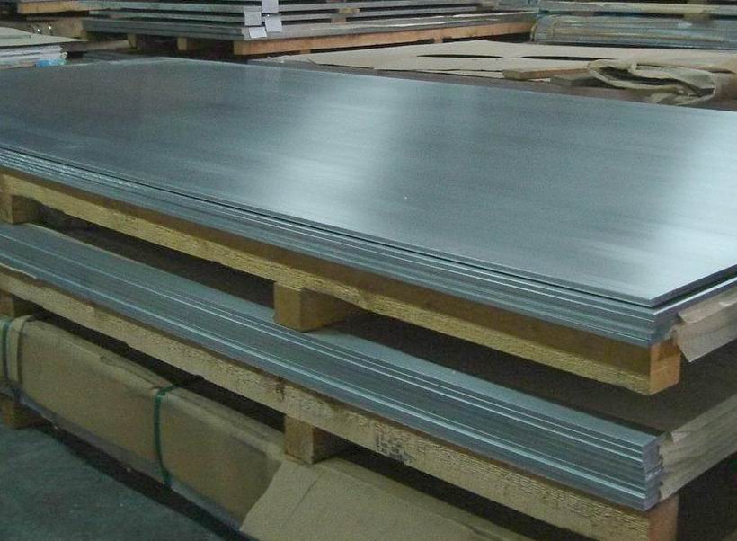 中厚板專業(yè)提供，中厚板質(zhì)量上乘，北京龍?jiān)刺┡d010-67754829