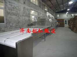 供應(yīng)河北金銀花微波干燥機(jī)