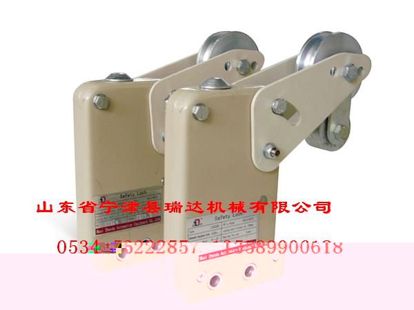 直銷腳蹬吊籃/高處作業(yè)吊籃/寧津縣瑞達機械有限公司