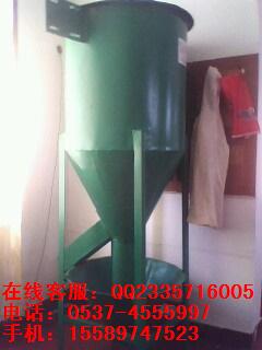 長期供應(yīng)系列立式預(yù)混機(jī) 飼料攪拌機(jī)12