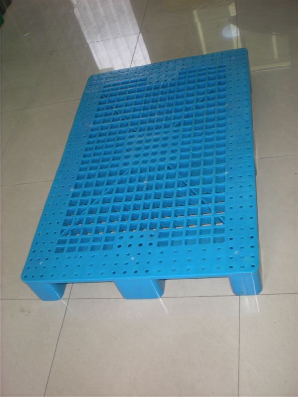 專業(yè)三明漳州塑料托盤，漳州塑料托盤價格合理，質量可靠托盤