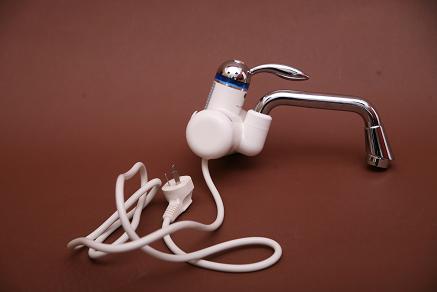 供應(yīng)即熱式電熱水器，麥斯福電熱水器款式多樣，