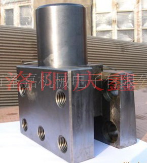 洛陽慶鑫機床配件中心專業生產C5225立車刀夾刀架，慶鑫機床配件電動砂帶磨頭