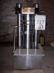 北京液壓榨油機|液壓榨油機產量|液壓榨油機優(yōu)勢