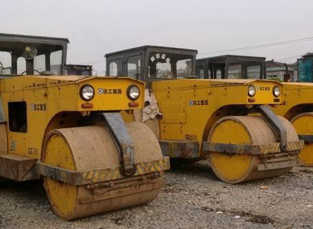 山東二手車推土機→2手山推推土機多少錢出類拔萃