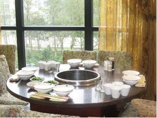 廠家直銷時尚餐飲家具；鞍山wyb-6時尚餐飲家具
