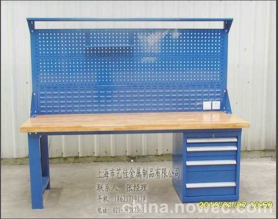 低價(jià)廠家直銷大連簡(jiǎn)易工作臺(tái)，大連實(shí)驗(yàn)室工作臺(tái)年終清倉(cāng)