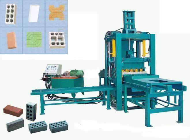 老牌砌塊機(jī)--QT10-15全自動(dòng)砌塊成型機(jī)