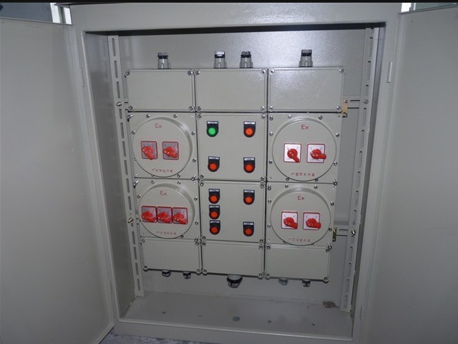 供應不銹鋼防爆插銷箱，不銹鋼防爆檢修電源插座箱