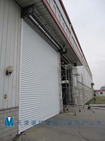 天津快速卷簾門邁拓MT-FHJ6200K專業生產優質電動工業門，天津電動卷簾門工業提升門