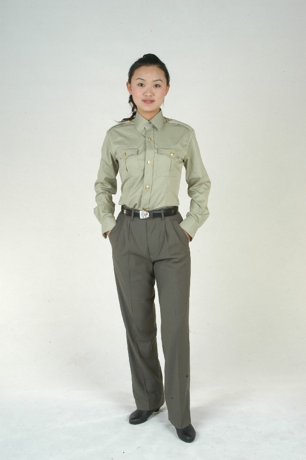 專業定做標志服，執法服裝，陽谷華翼提供綜合執法標志服裝。
