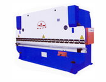 供應(yīng)折彎機(jī)，折彎機(jī)廠找淄博冠華www.zbguanhua.com