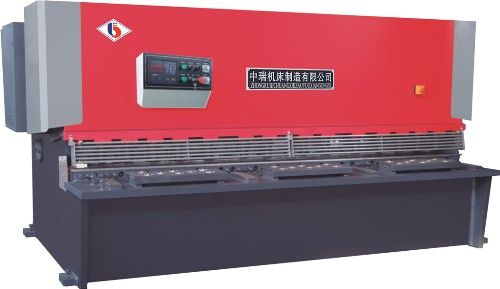 廠家直銷：馬鞍山QC12Y-4×6000液壓擺式剪板機