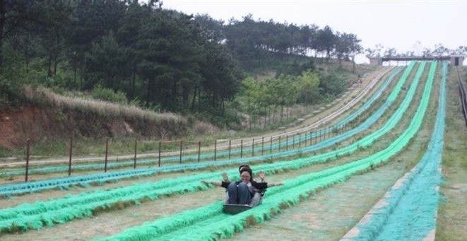 武漢春游就去木蘭草原 攀登大陽山滑草射箭武漢一日游 周邊一日游 春游線路