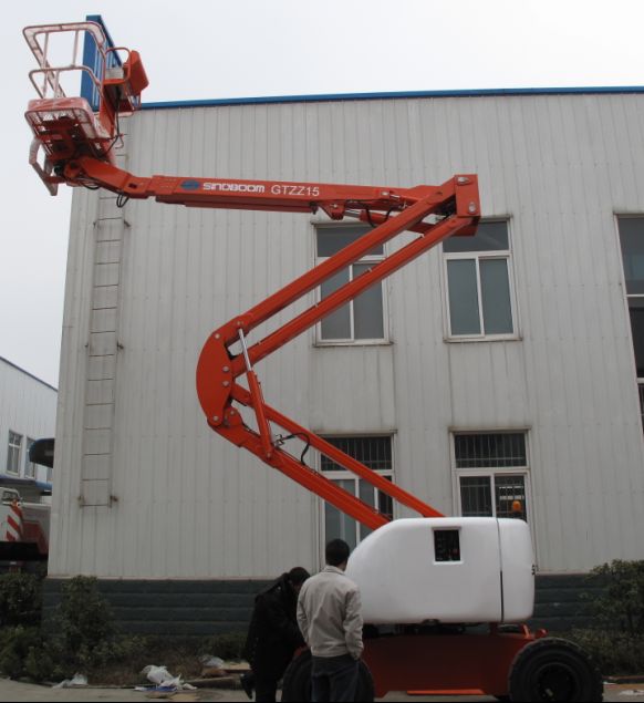 深圳船舶制造 碼頭直臂式高空作業(yè)平臺 建筑工程直臂式升降機(廠家直銷：13632273549)