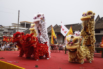 花都醒獅隊，番禺醒獅隊，黃埔醒獅隊