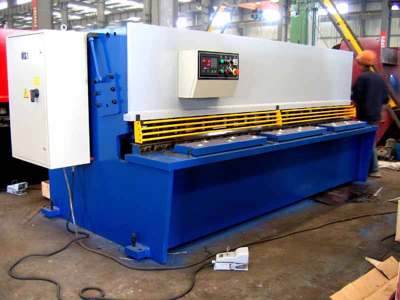 廠家直銷(xiāo)：蓓林牌QC12Y-4×6000液壓擺式剪板機(jī)