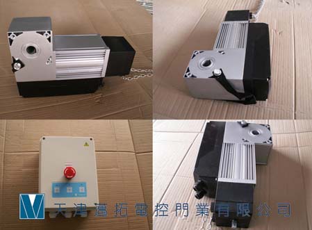 天津電動滑升門天津邁拓銷售優質不銹鋼宣傳欄，天津邁拓電控門業有限公司制作廠區壁掛廣告欄天津快速卷簾門