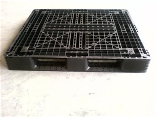 长期大量供应广州薄板厚板二手塑料卡板，广州开发区二手塑料托盘，广州天河二手塑料卡板地台板塑料胶板