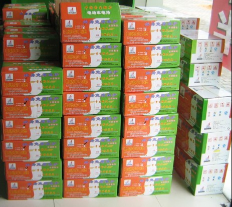  方便，實用24小時四路快速充電器