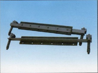 生產銷售移動式皮帶機彈簧清掃器，空段清掃器，合金清掃器，誠信為本