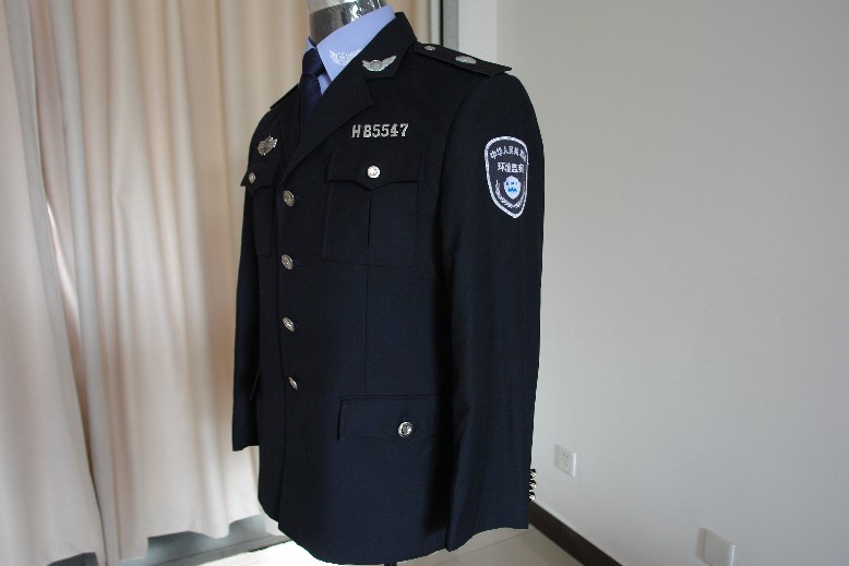 標(biāo)志服裝價(jià)格，華翼標(biāo)志服裝廠為您提供綜合執(zhí)法標(biāo)志服、標(biāo)志徽。