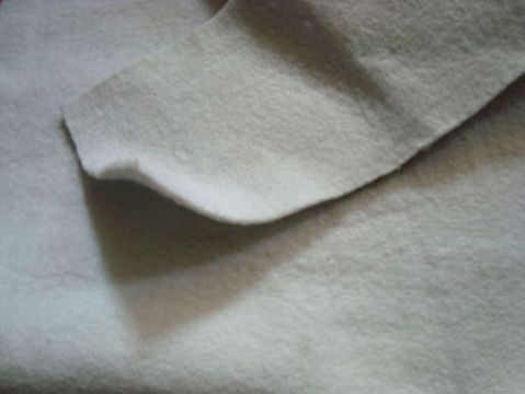 內(nèi)蒙古生產(chǎn)廠家華翔新材料復(fù)合防水板粘結(jié)性好,穩(wěn)定性高