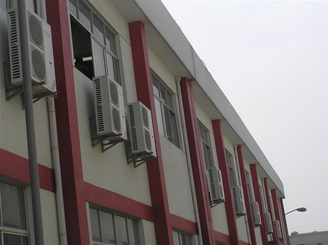 深圳龍崗布吉龍珠花園美的格力空調拆裝0755-21521097深圳布吉空調維修