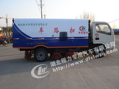 東風金霸掃路車國三產品原始圖片3