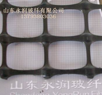 生產廠家長期供應優質礦用假頂網。電詢13793803036