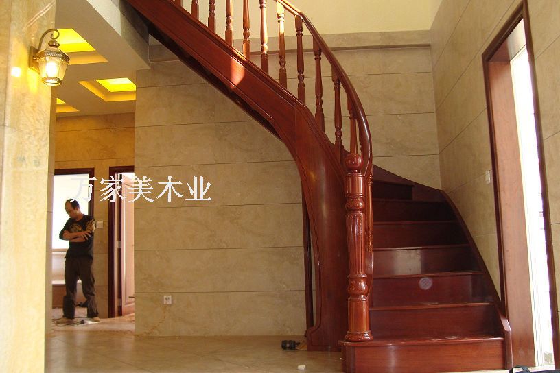 整體樓梯