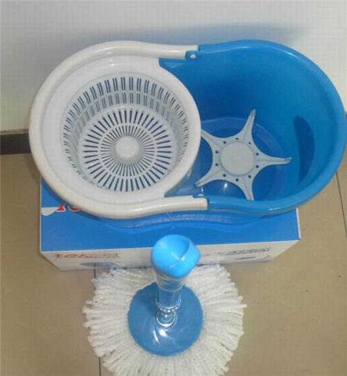  2012年{zx1}款手压洗甩双用好神拖