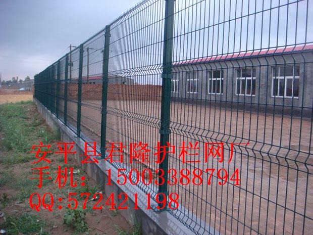 安平護(hù)欄網(wǎng)，安平圍欄網(wǎng)，安平隔離網(wǎng)，安平圍網(wǎng)，安平防護(hù)網(wǎng)