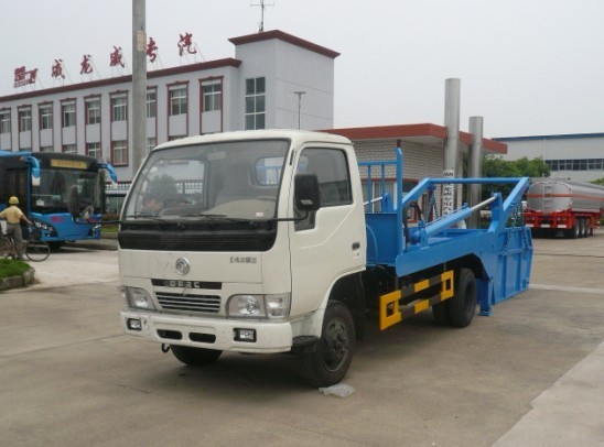 東風尖頭擺臂式垃圾車 購車熱線：13872865588