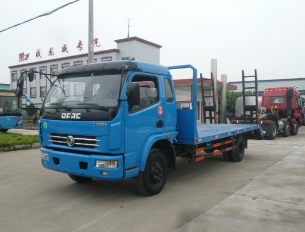 金霸擺臂式垃圾車 購車熱線：13872865588