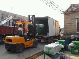 8000QHT青核桃脫皮機創始者