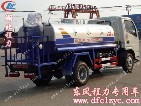 東風(fēng)小金霸灑水車